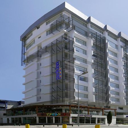 Park Inn By Radisson Quito Bagian luar foto